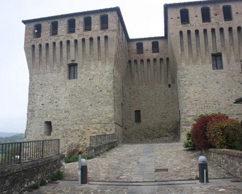 wp-content/uploads/2022/03/Castello-Pallavicino-lavoro-di-Electrical-Dado-a-Varano-De-Melegari-Parma-13.jpg