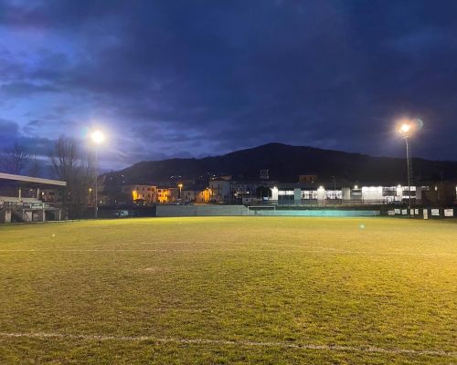 wp-content/uploads/2022/04/Dado_Electrical_illuminazione_campo_sportivo_varano_DeCC80_Melegari_1.jpg